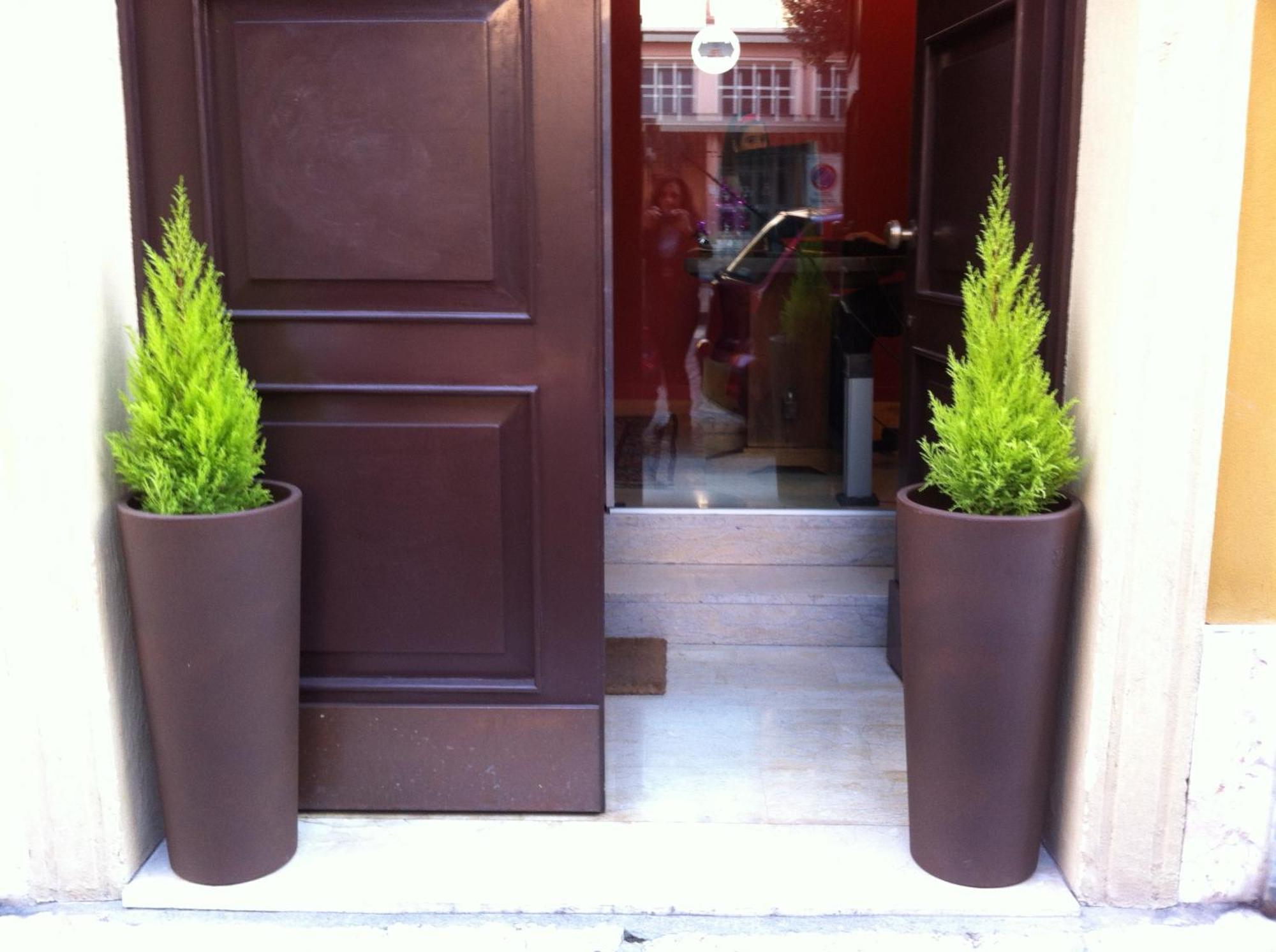 Romeo Design Rooms Verona Exterior photo
