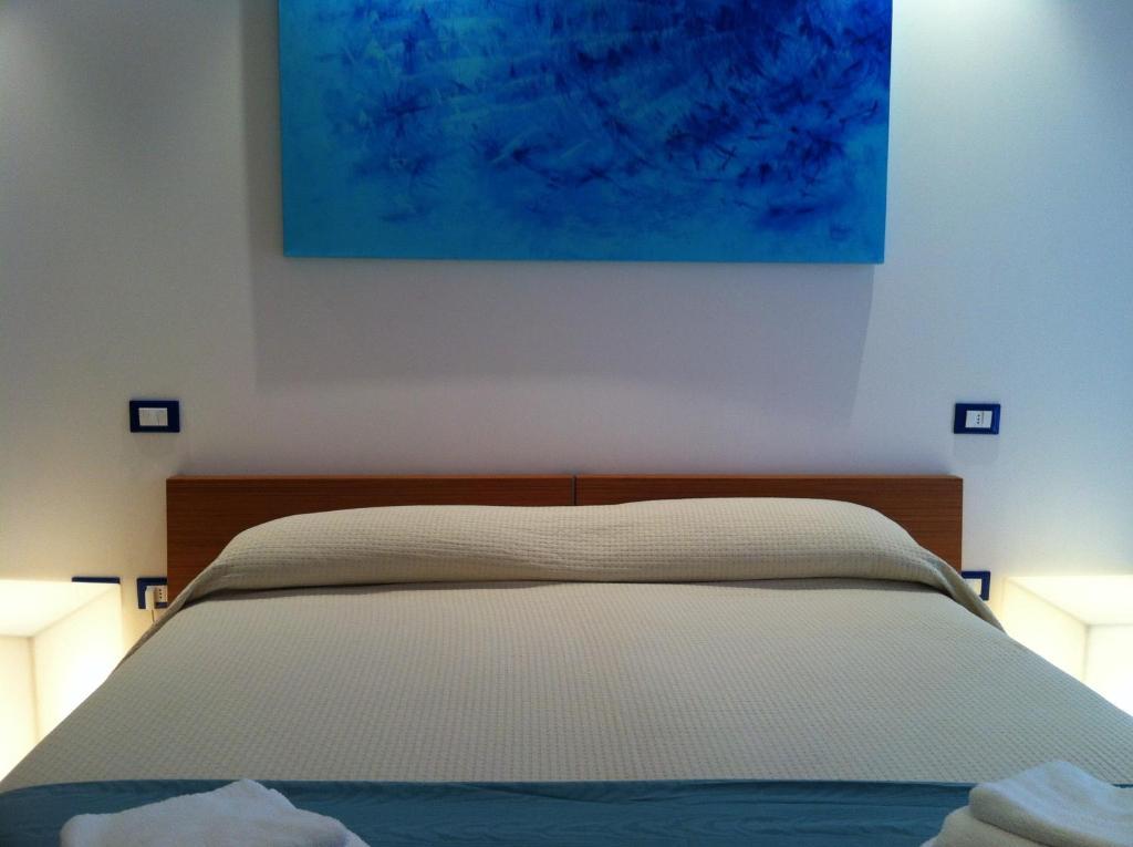 Romeo Design Rooms Verona Room photo